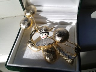 Polcini vintage brooch